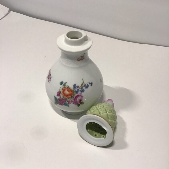 Vintage Bernardeu Limoges Sugar Shaker - Picture 10 of 11